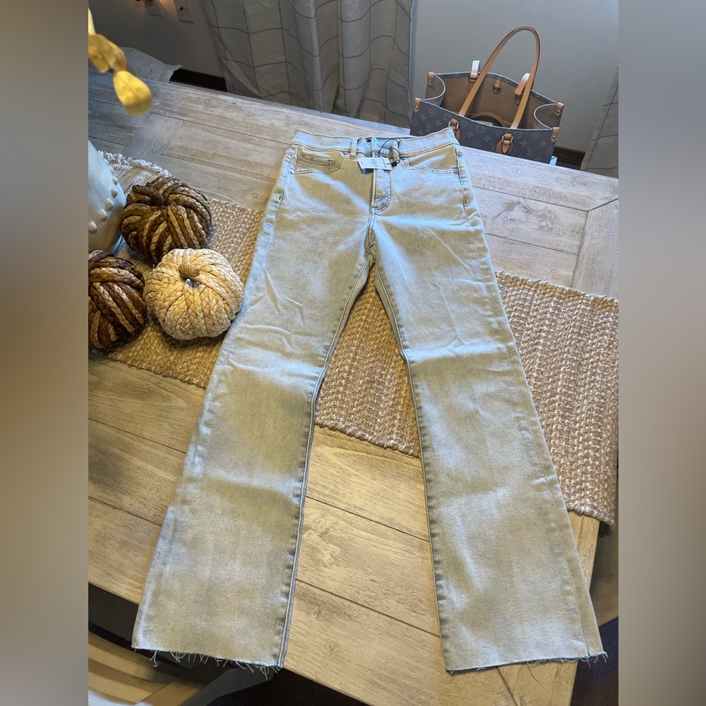 Express size 4L high rise cropped flare jeans.